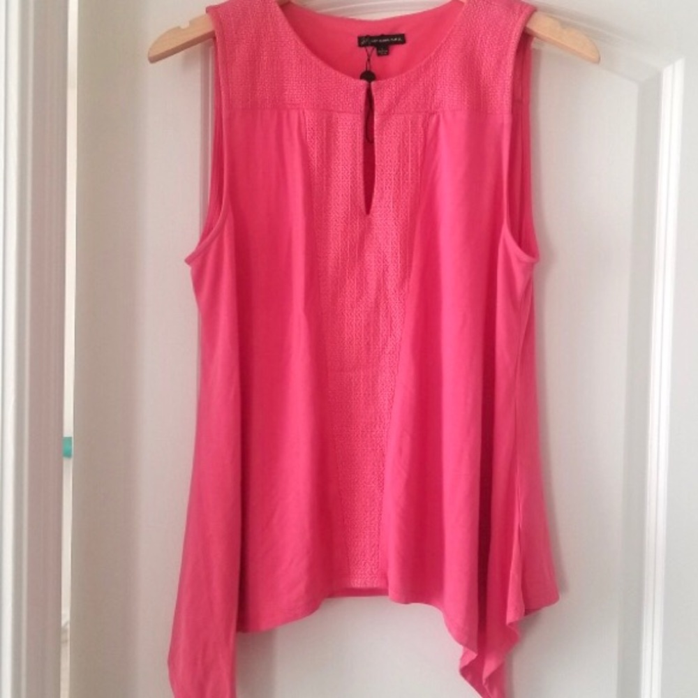 Adrianna Papell Coral tank